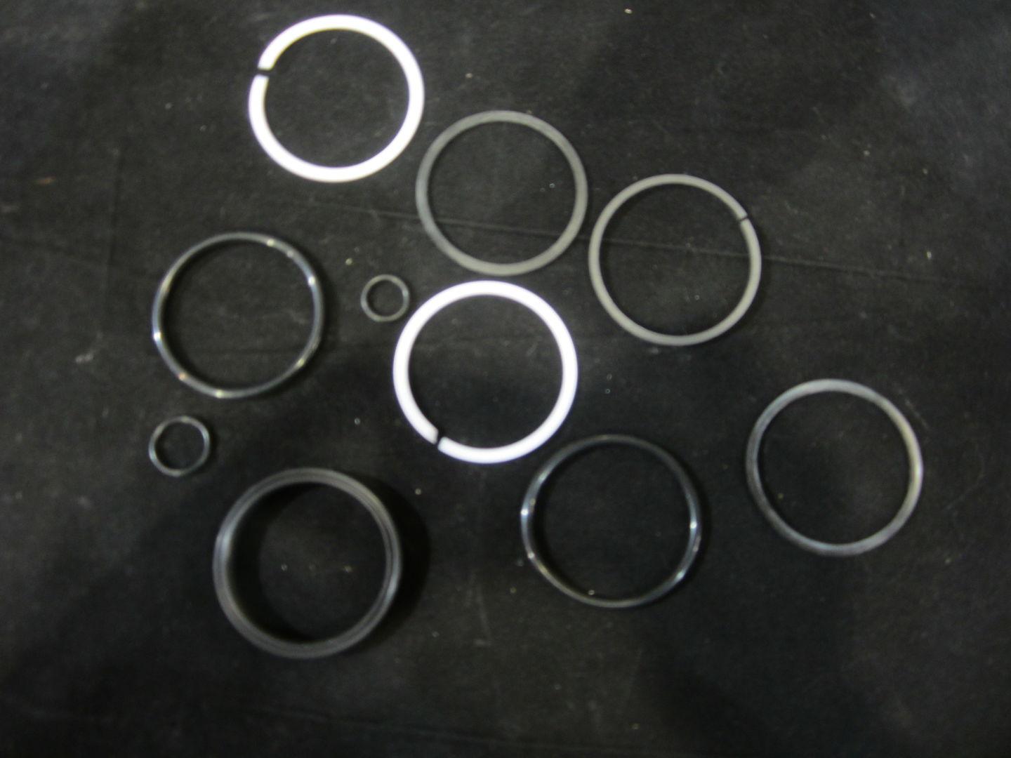 1100405 Accumulator Seal Kit | JLG