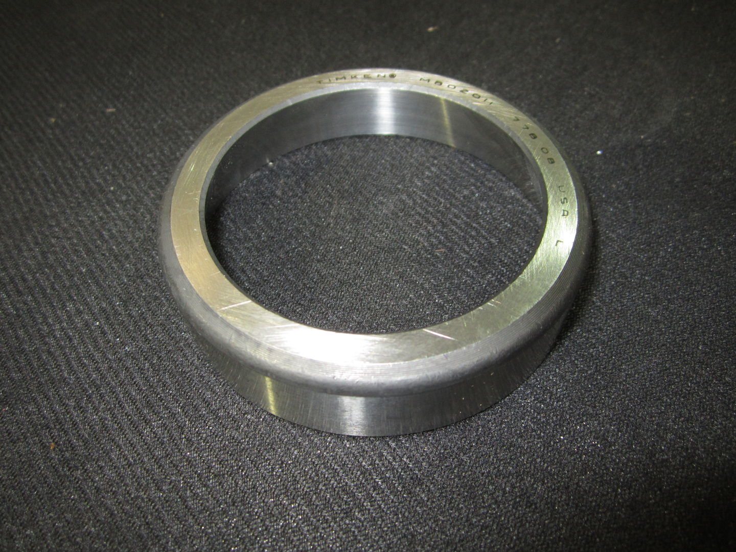 7026042 Roller Cup Bearing | JLG
