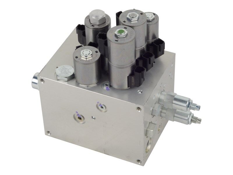 1001235900 Main Control Valve | JLG