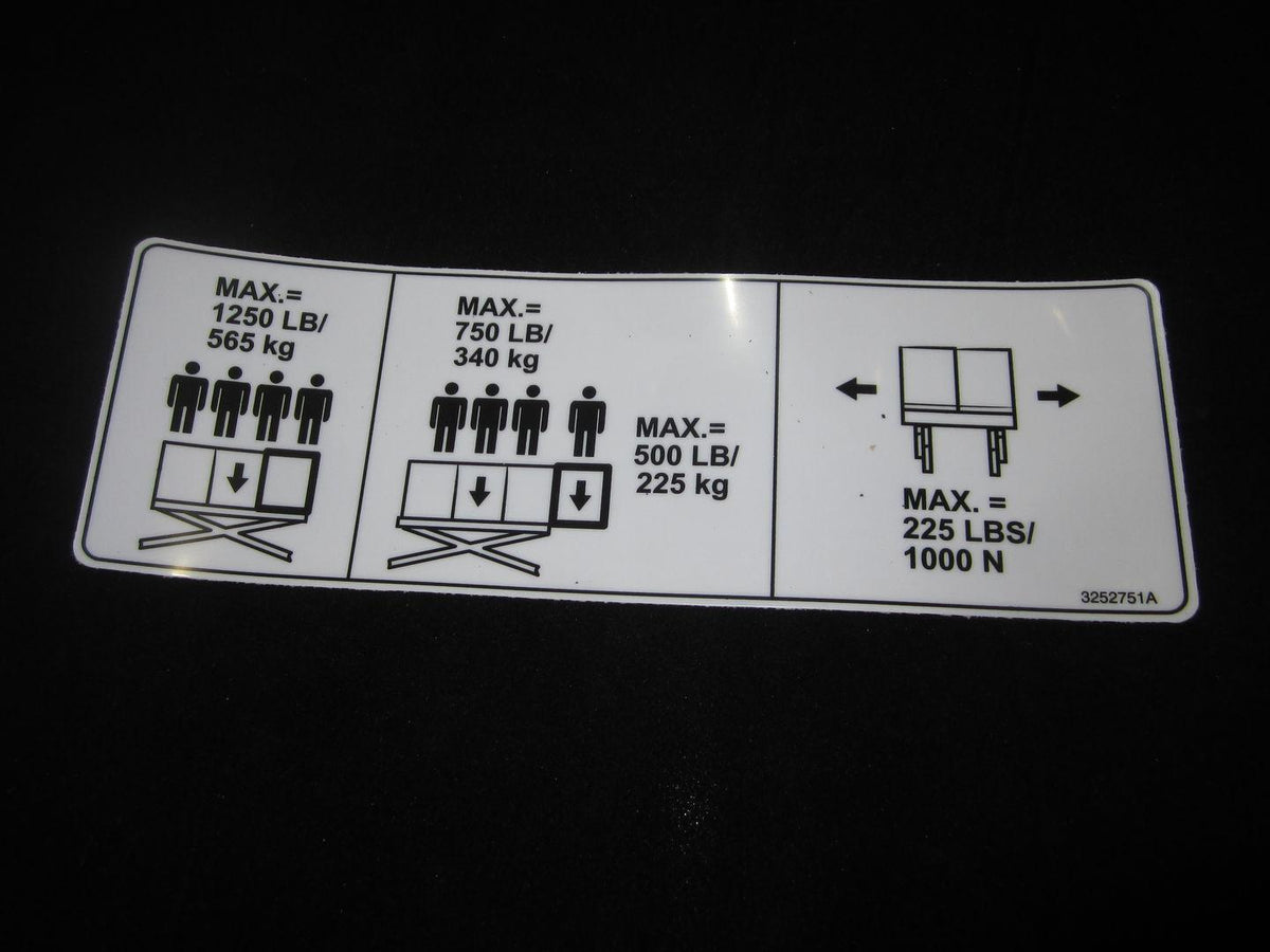 3252751 Nameplate, Cap (Ext Deck)C/D/L/B/J | JLG