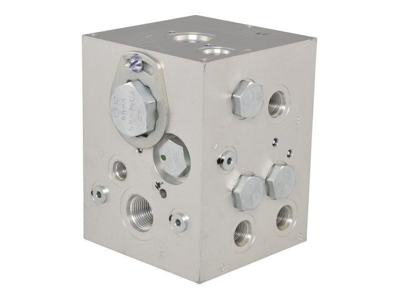 4641510 Valve, Flow Divider | JLG