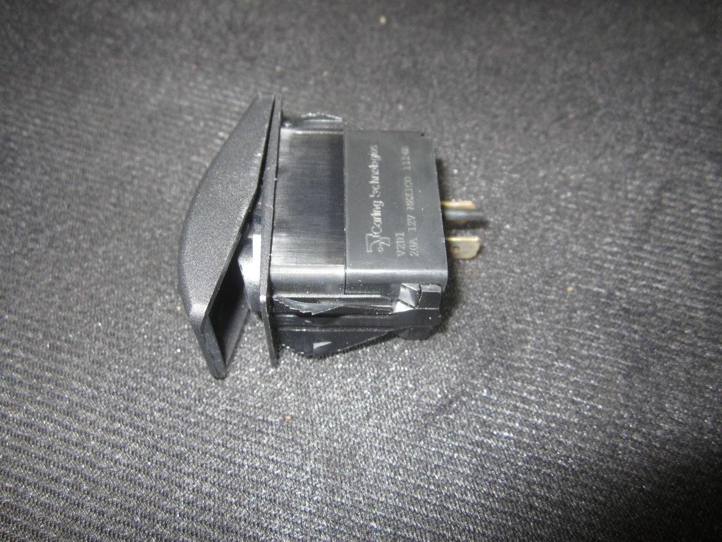 7026440 Horn Switch | JLG