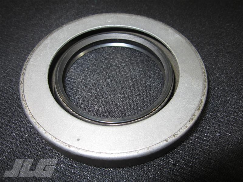 L94807 Seal | Gehl