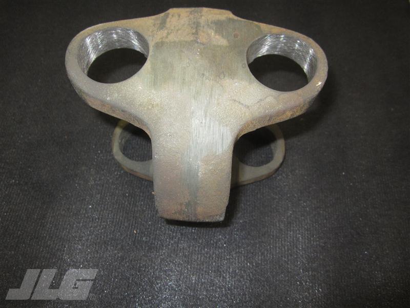 L97644 Center Yoke | Gehl